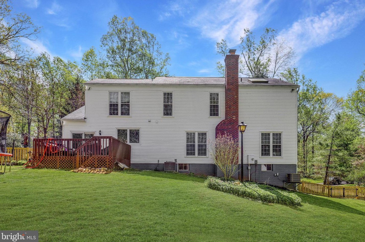 7096 Cumberland Dr, Warrenton VA  20187-4408 exterior