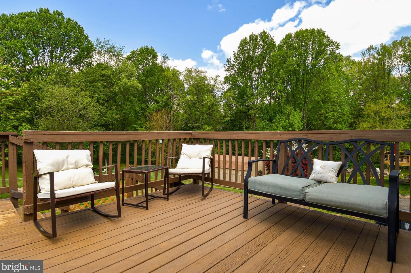 7474 Suncrest Dr, Warrenton VA  20187-9061 exterior