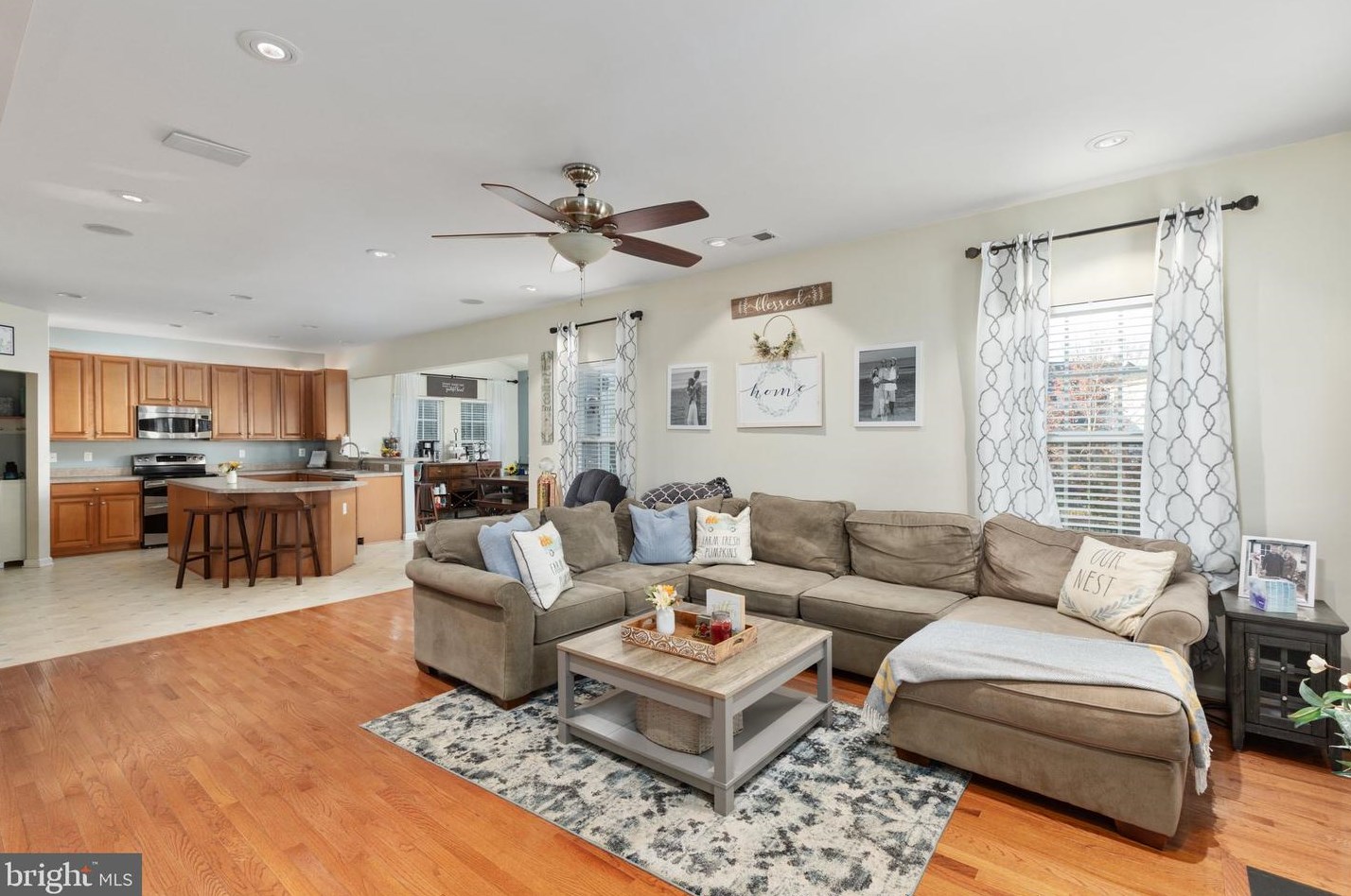 3717 Lilly Ln, Warrenton VA  20187-5841 exterior