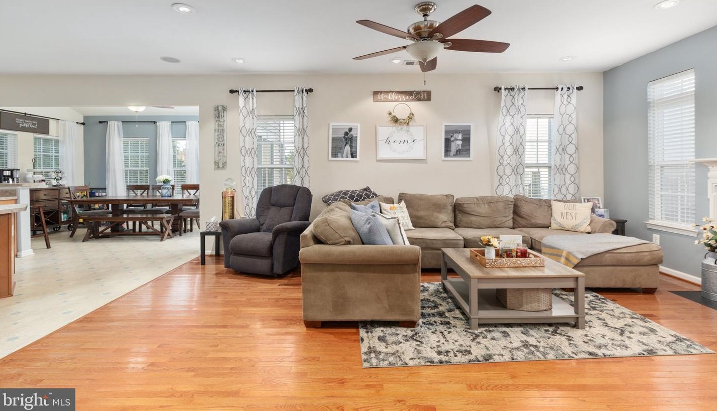 3717 Lilly Ln, Warrenton VA  20187-5841 exterior