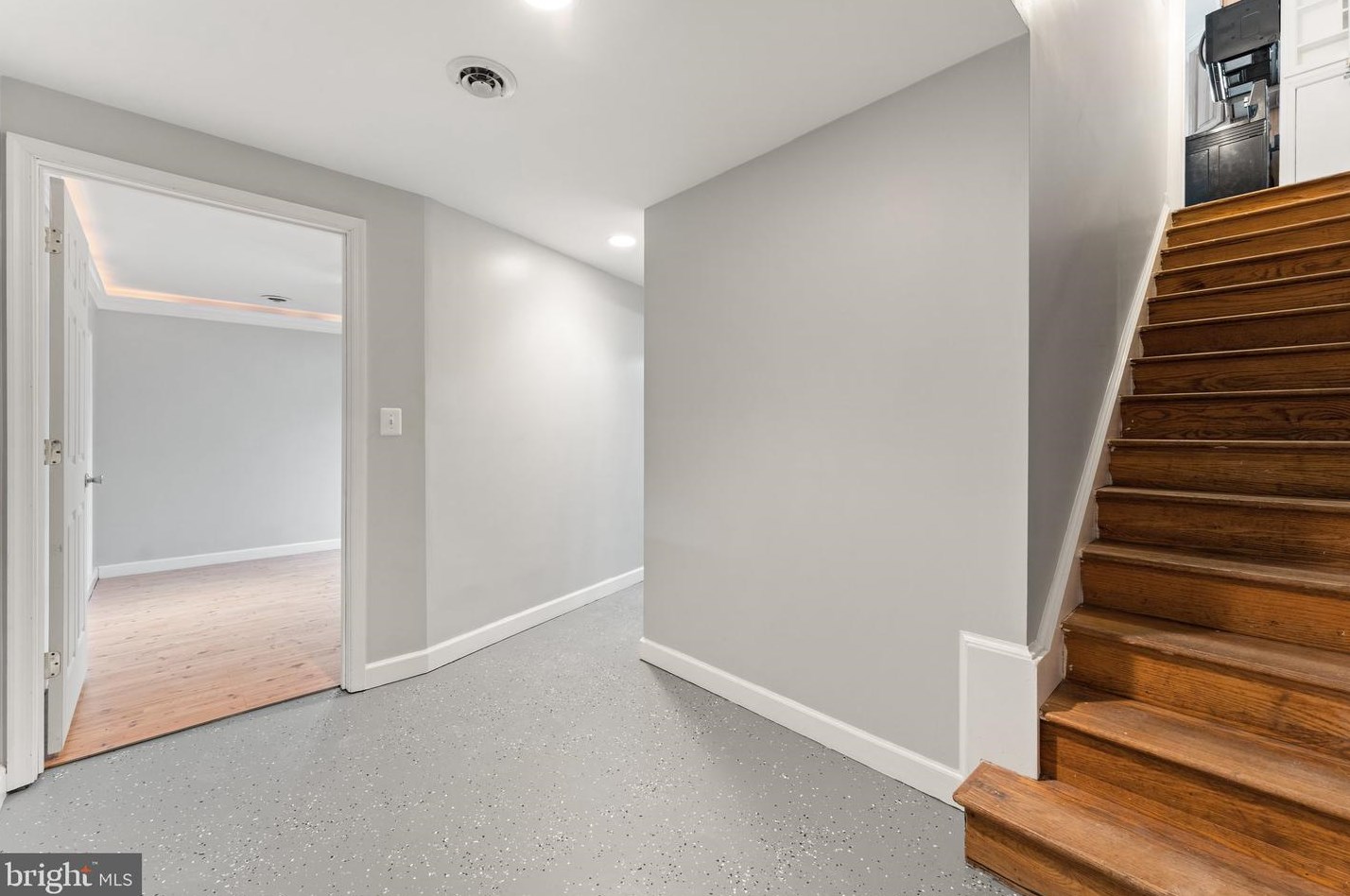 284 Jackson St, Warrenton VA  20186-2402 exterior