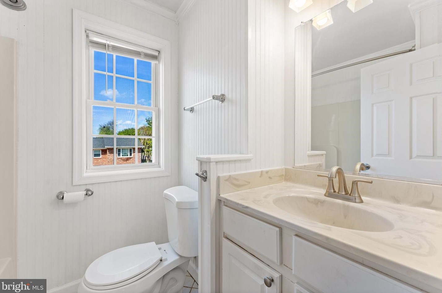 284 Jackson St, Warrenton VA  20186-2402 exterior