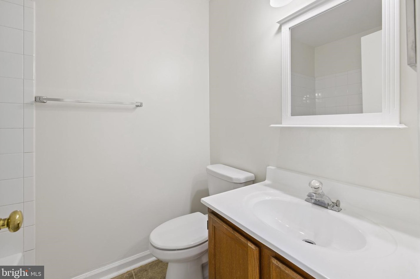 4 Falmouth Ct, Warrenton VA  20186-3648 exterior