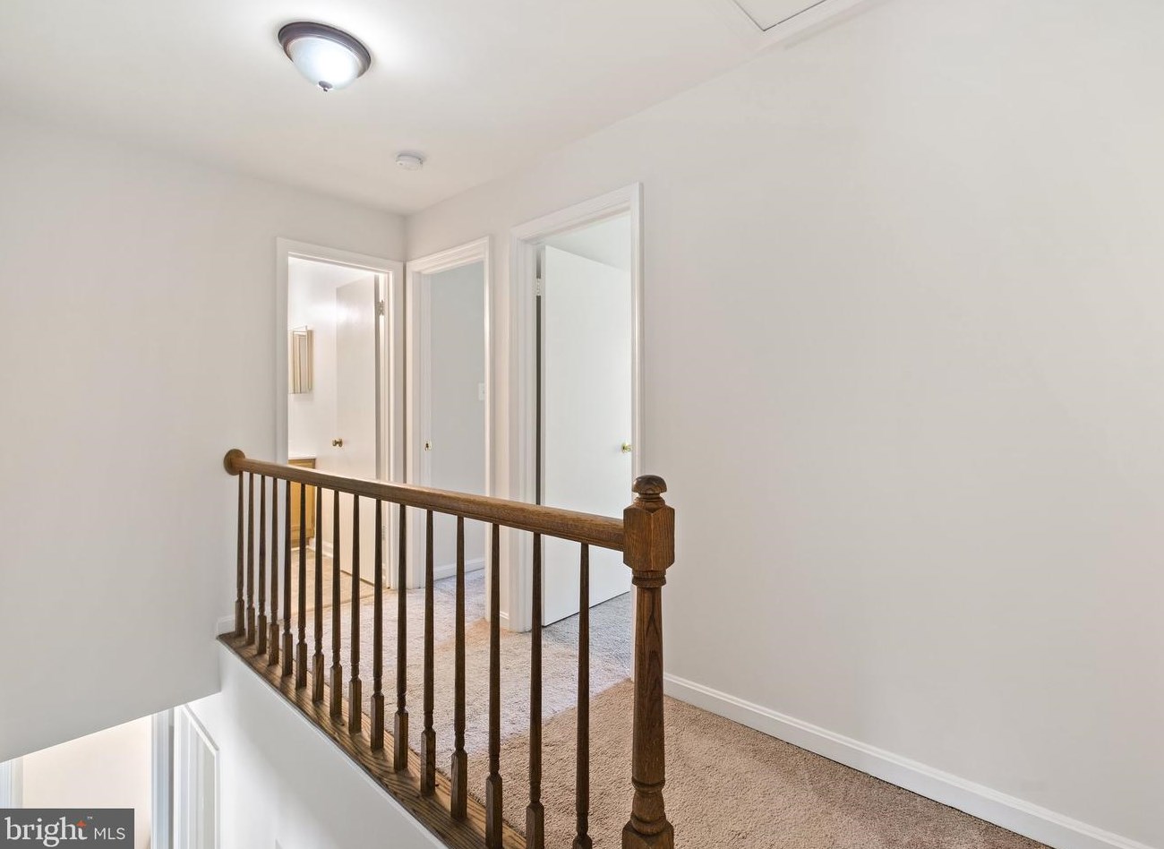 4 Falmouth Ct, Warrenton VA  20186-3648 exterior