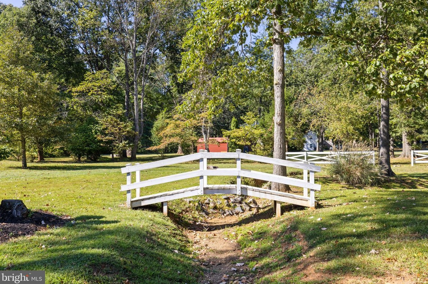 9732 Routts Hill Rd, Warrenton VA  20186-7839 exterior