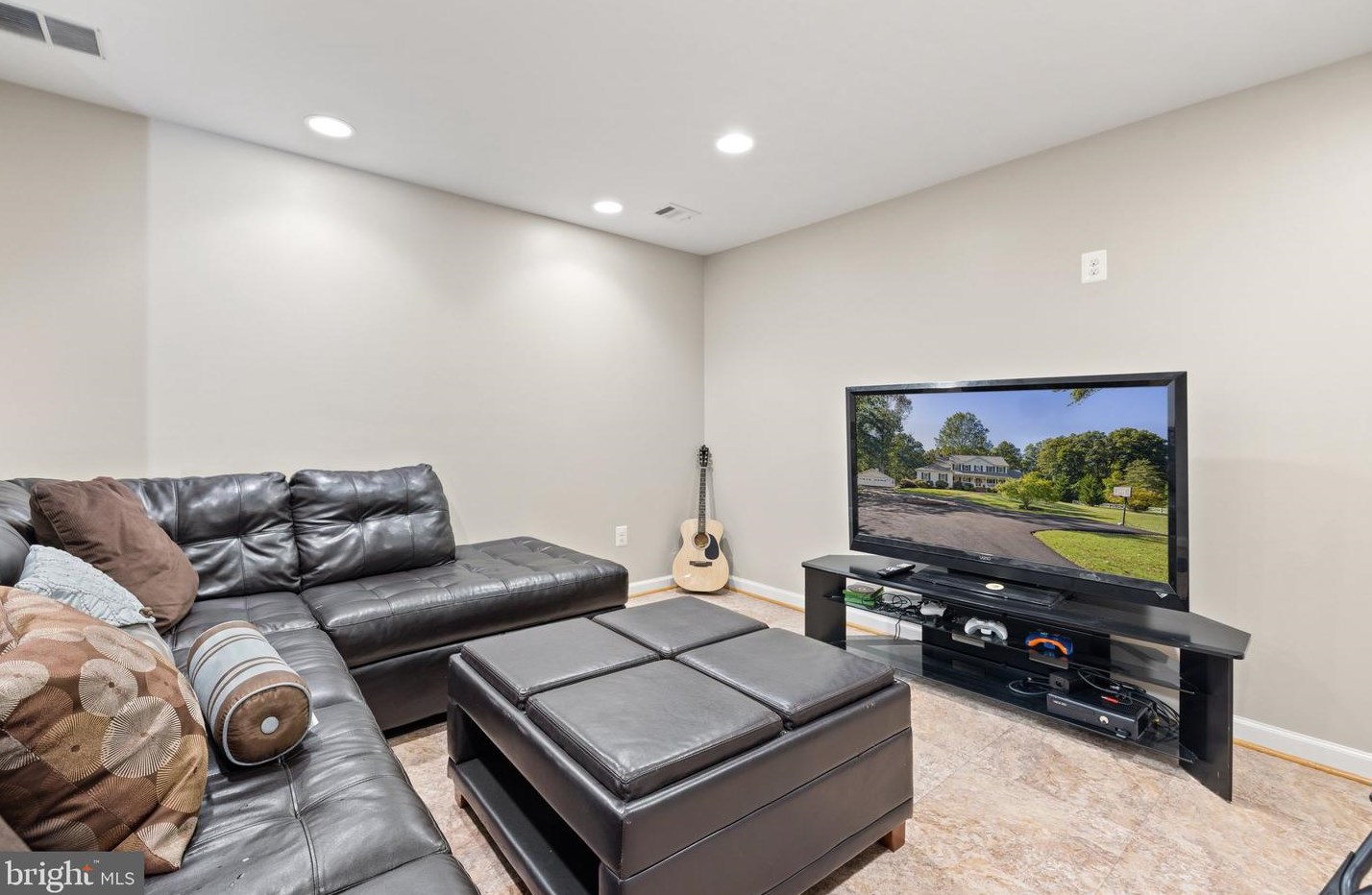 9732 Routts Hill Rd, Warrenton VA  20186-7839 exterior