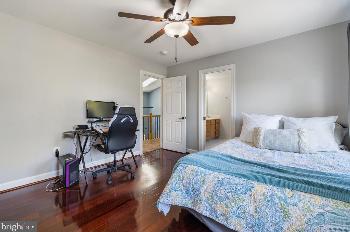 9732 Routts Hill Rd, Warrenton VA  20186-7839 exterior