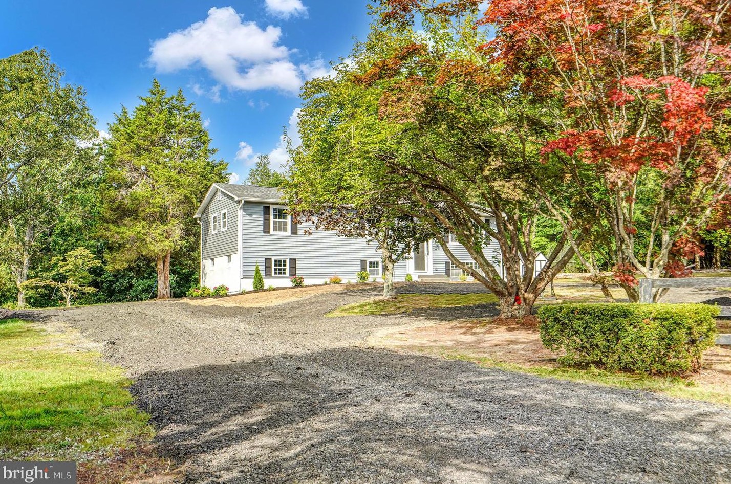 7612 Leeds Manor Rd, Marshall, VA 20115