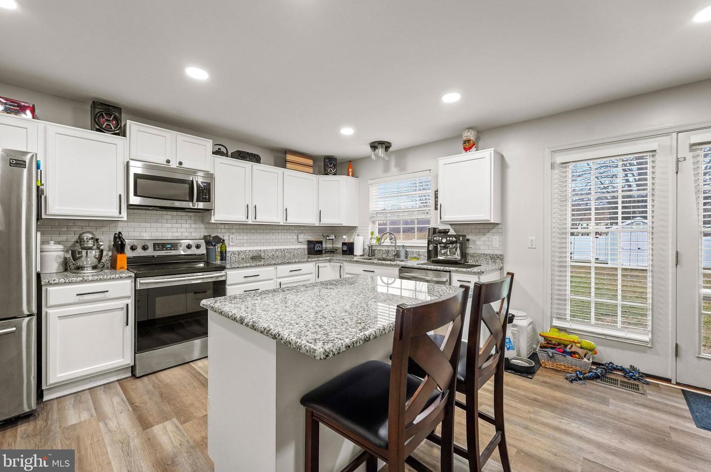 9717 Logan Jay Dr, Bealeton VA  22712-6951 exterior