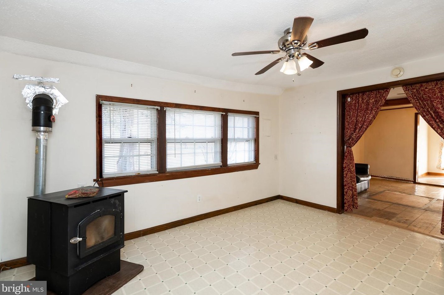 10288 Fayettesville Rd, Bealeton VA  22712-6915 exterior