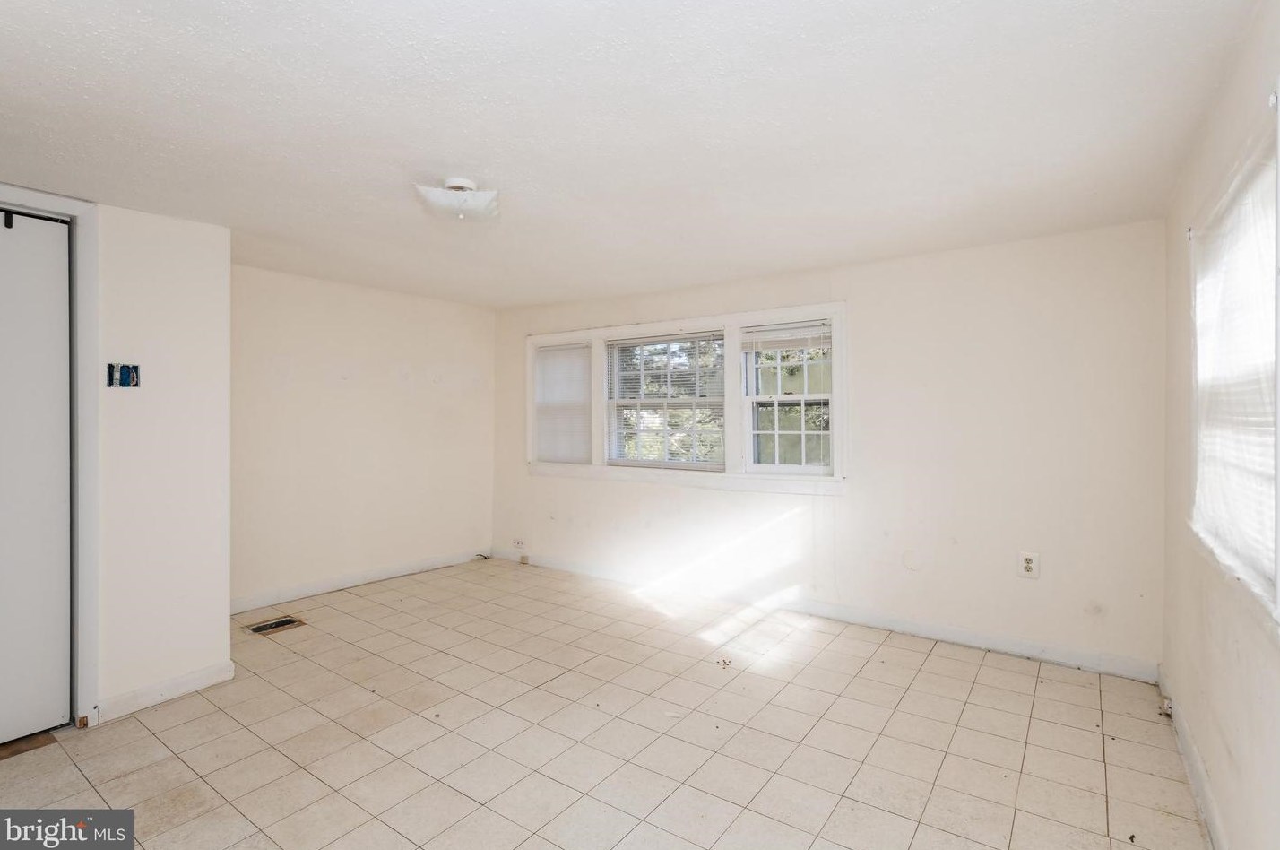 10288 Fayettesville Rd, Bealeton VA  22712-6915 exterior