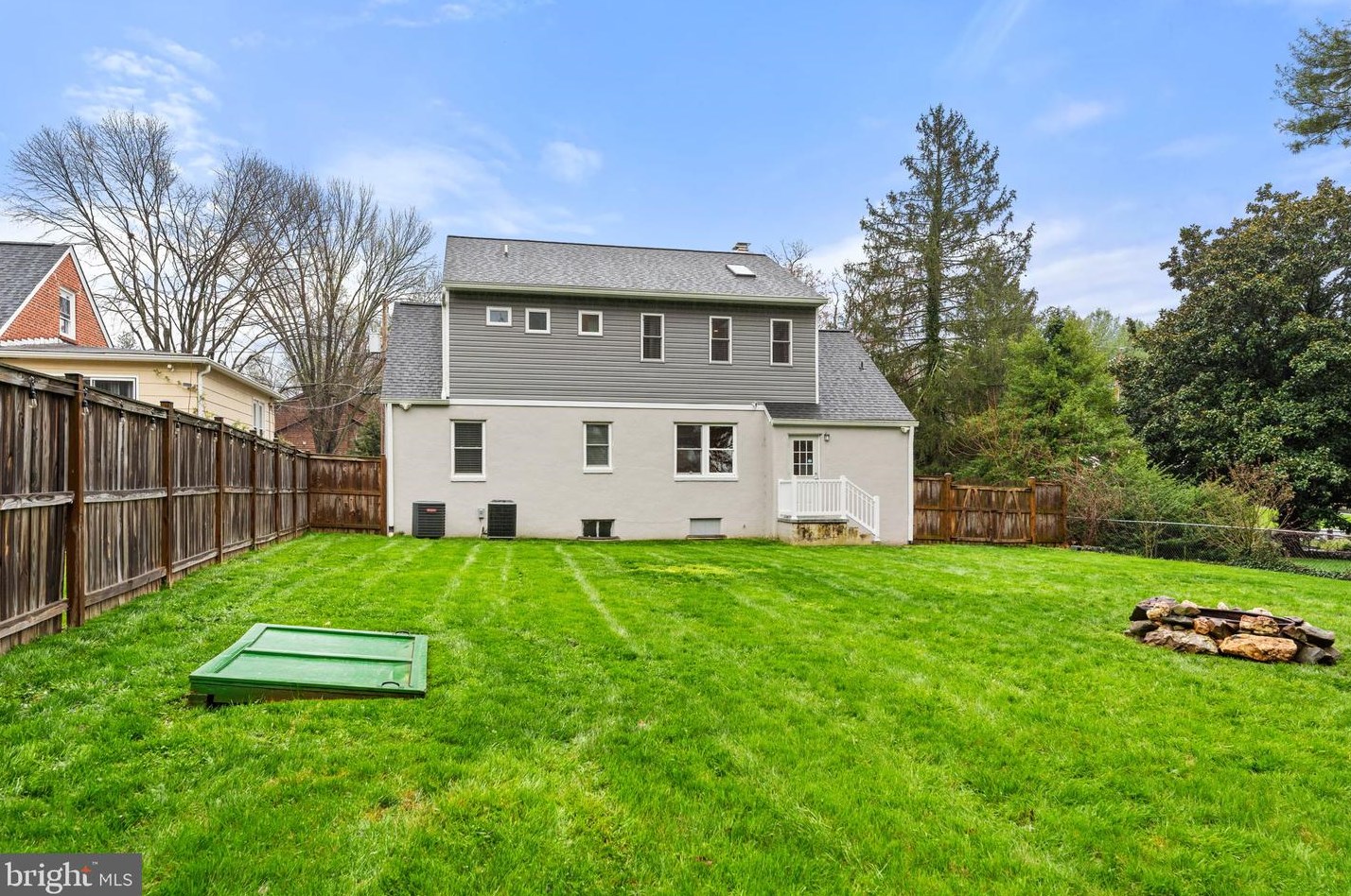 140 Frazier Rd, Warrenton VA  20186-2703 exterior