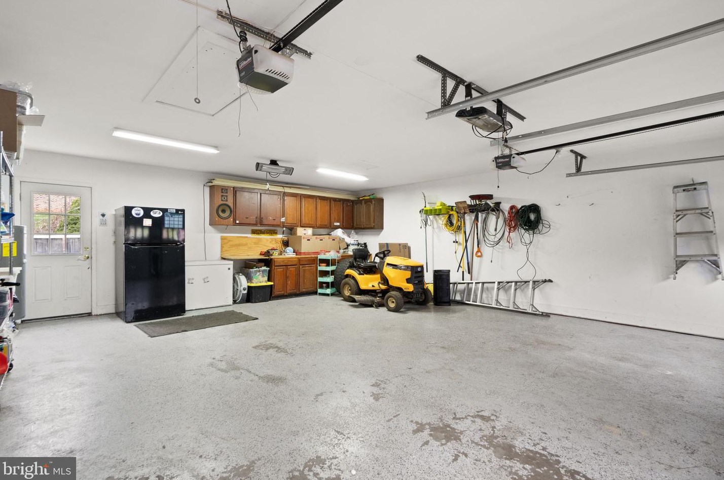 7312 Marr Dr, Warrenton VA  20187-2226 exterior