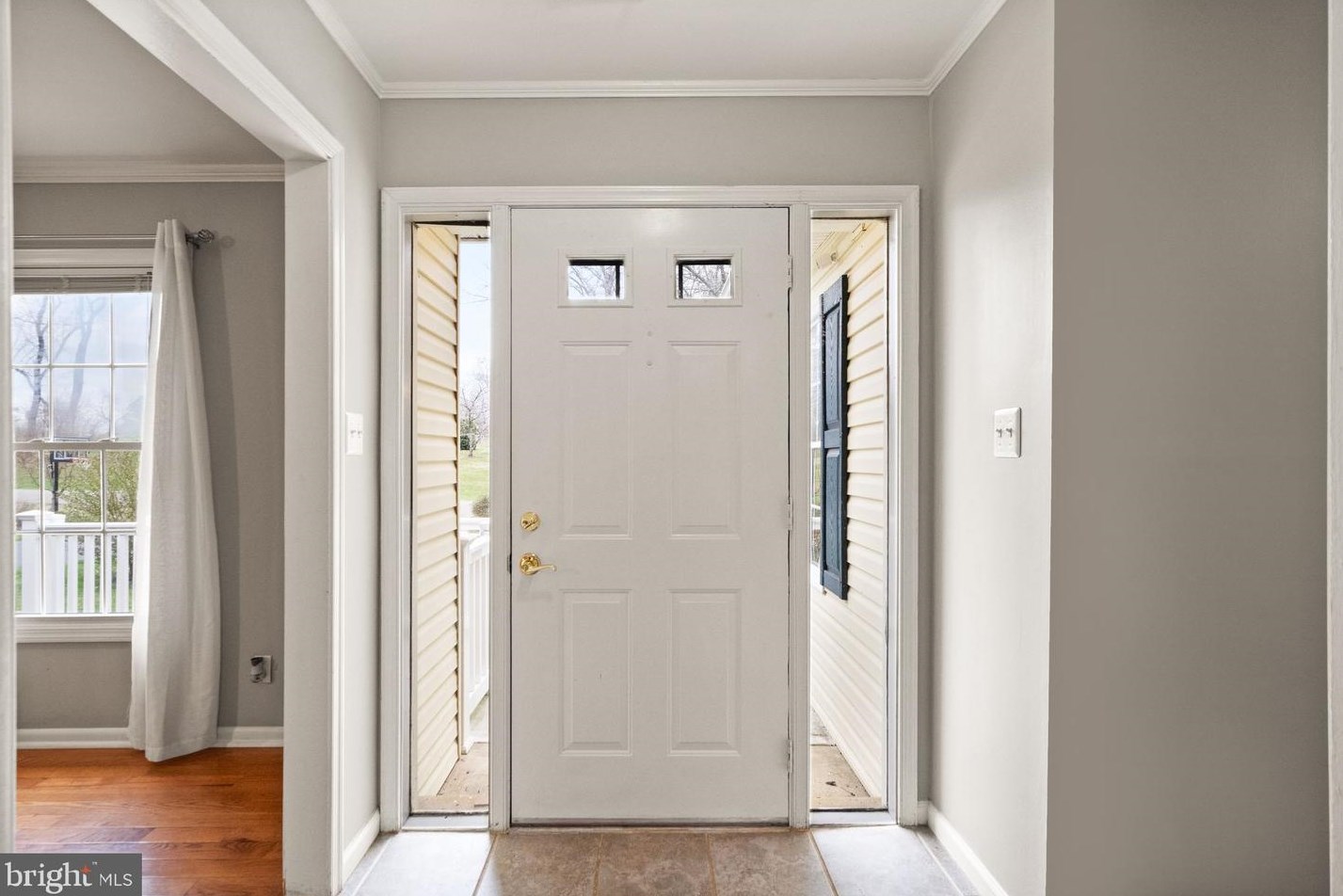 7312 Marr Dr, Warrenton VA  20187-2226 exterior