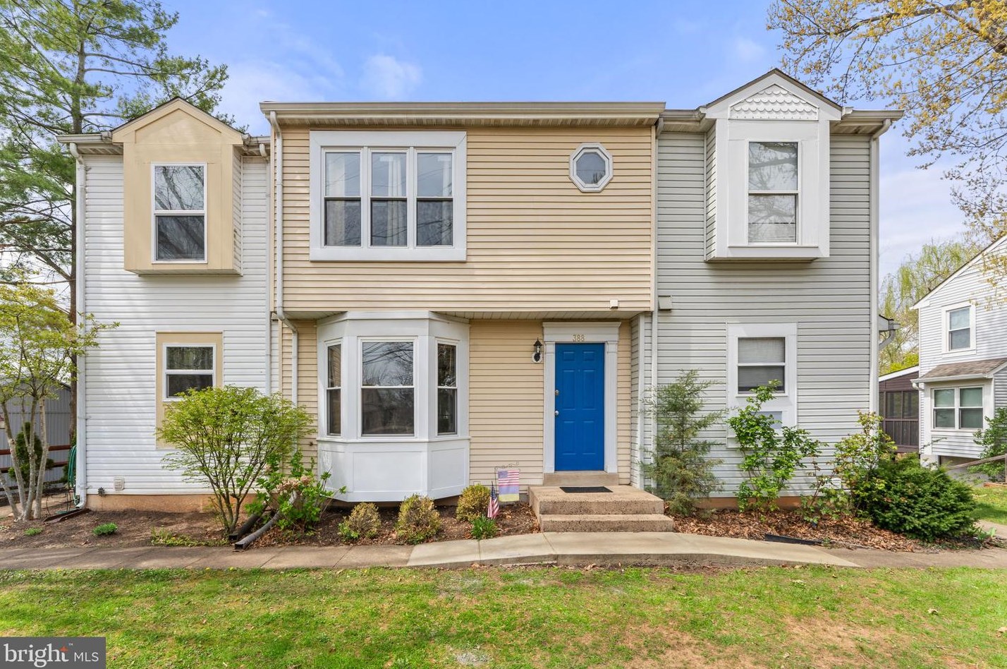 388 Falmouth St, Warrenton VA  20186-3633 exterior