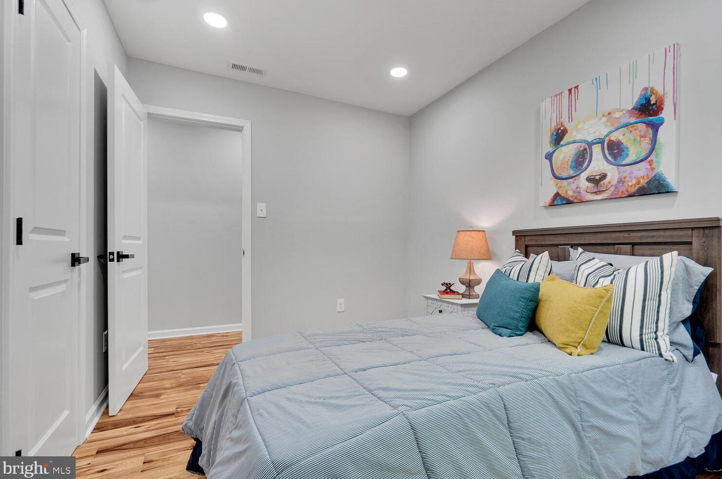 8352 Kines Rd, Warrenton VA  20187-8316 exterior