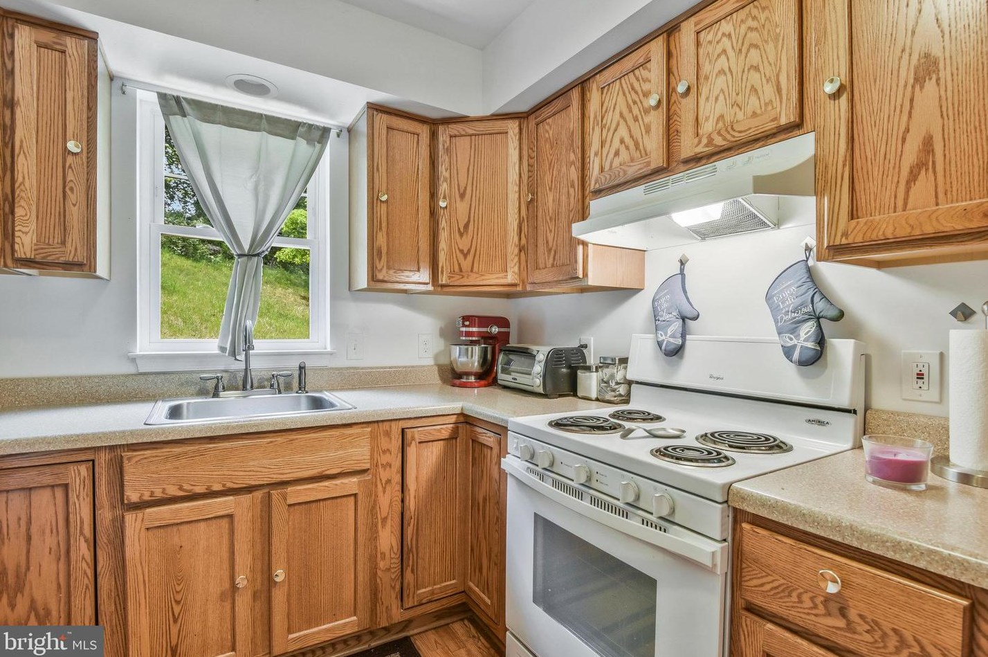 112 Flikeid Ln, Warrenton VA  20186 exterior