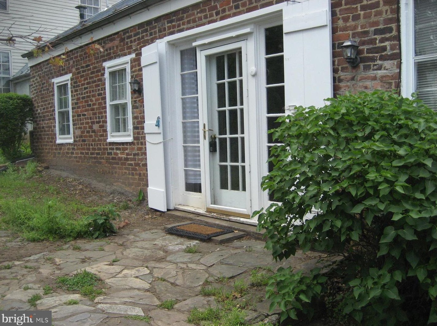 38 Lee St, Warrenton VA  20186-3211 exterior