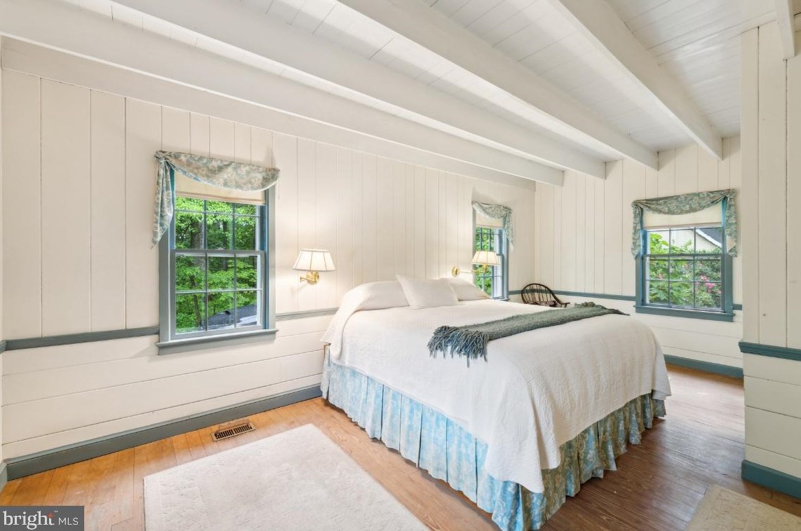 6361 Pilgrims Rst Rd, Warrenton VA  20187-2850 exterior