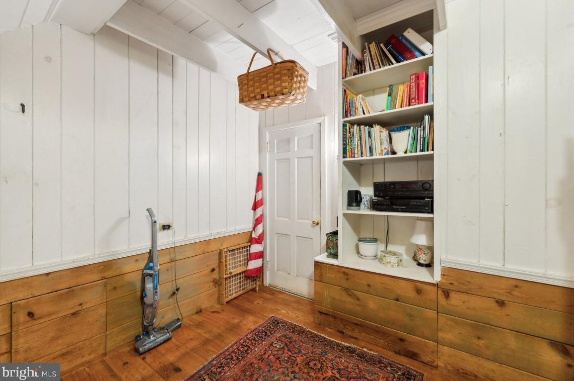 6361 Pilgrims Rst Rd, Warrenton VA  20187-2850 exterior