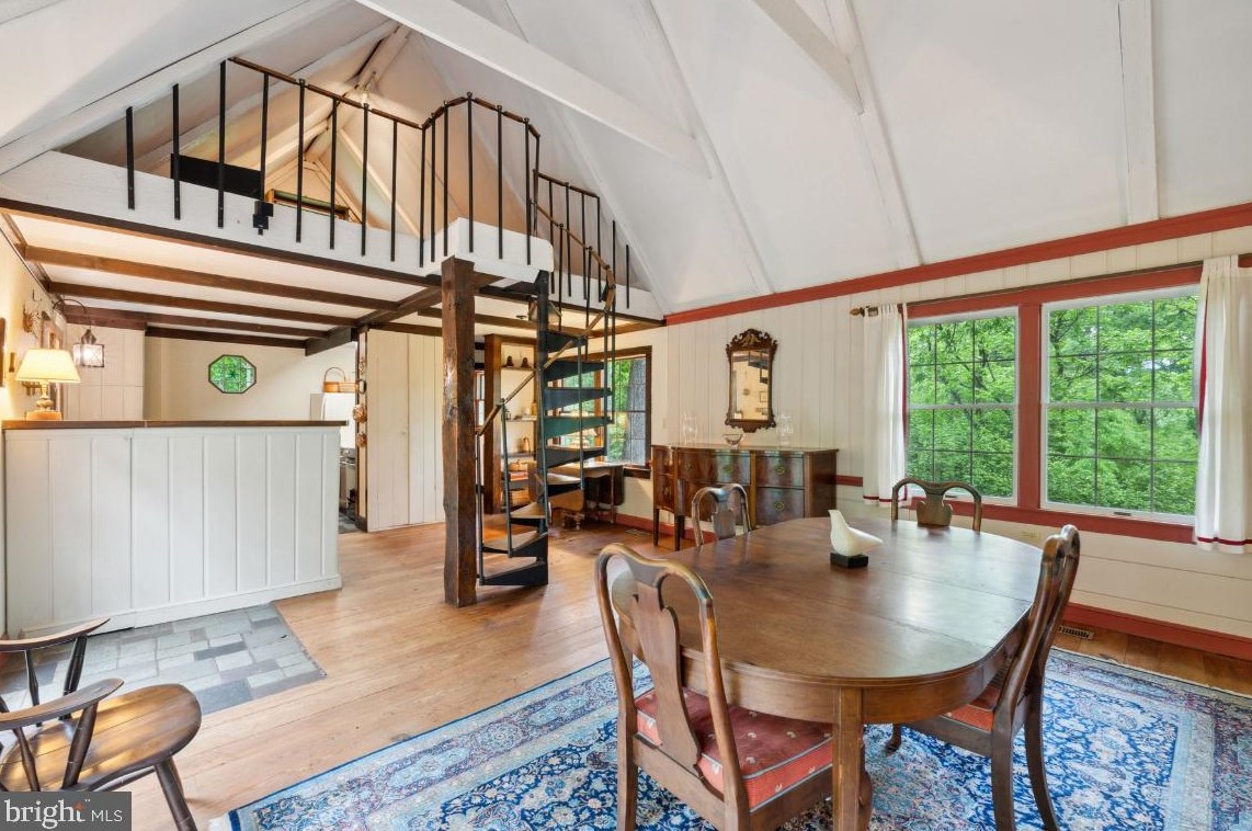 6361 Pilgrims Rst Rd, Warrenton VA  20187-2850 exterior