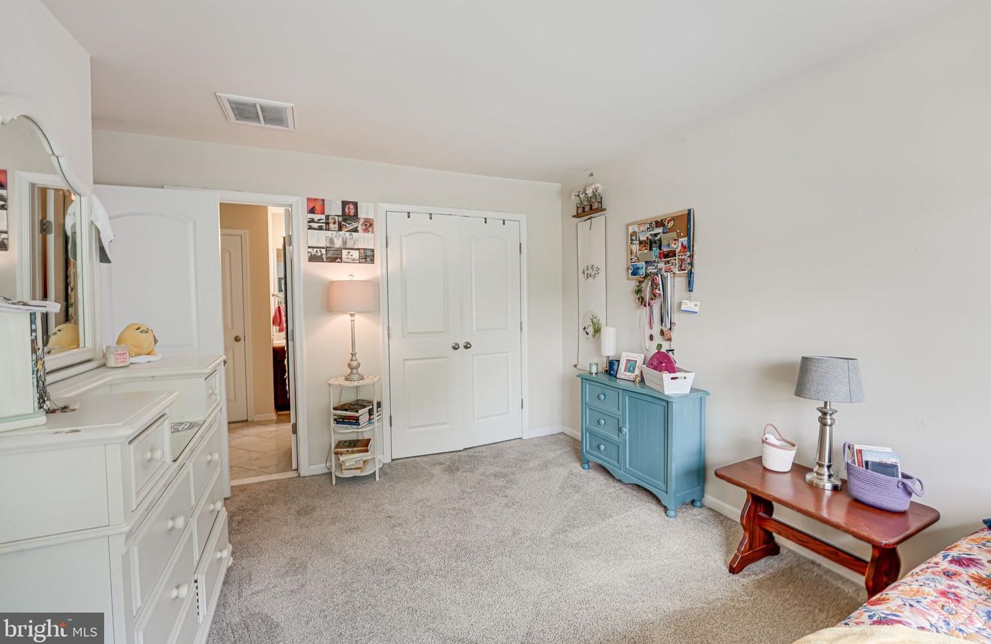7122 Lk Dr, Warrenton VA  20187 exterior