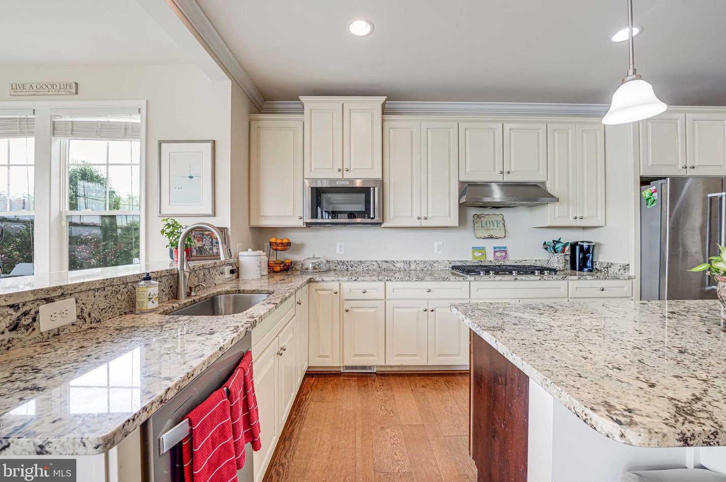 7122 Lk Dr, Warrenton VA  20187 exterior