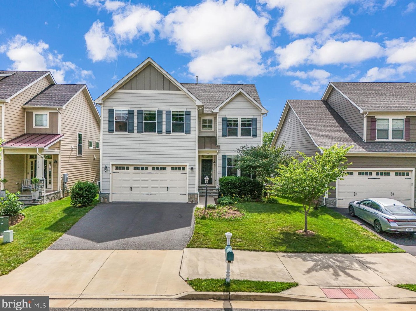 7122 Lk Dr, Warrenton VA  20187 exterior