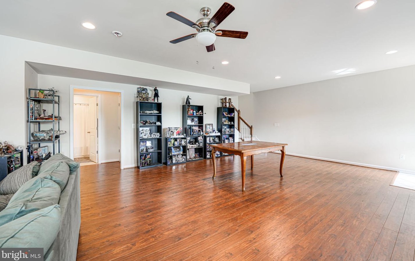 7122 Lk Dr, Warrenton VA  20187 exterior