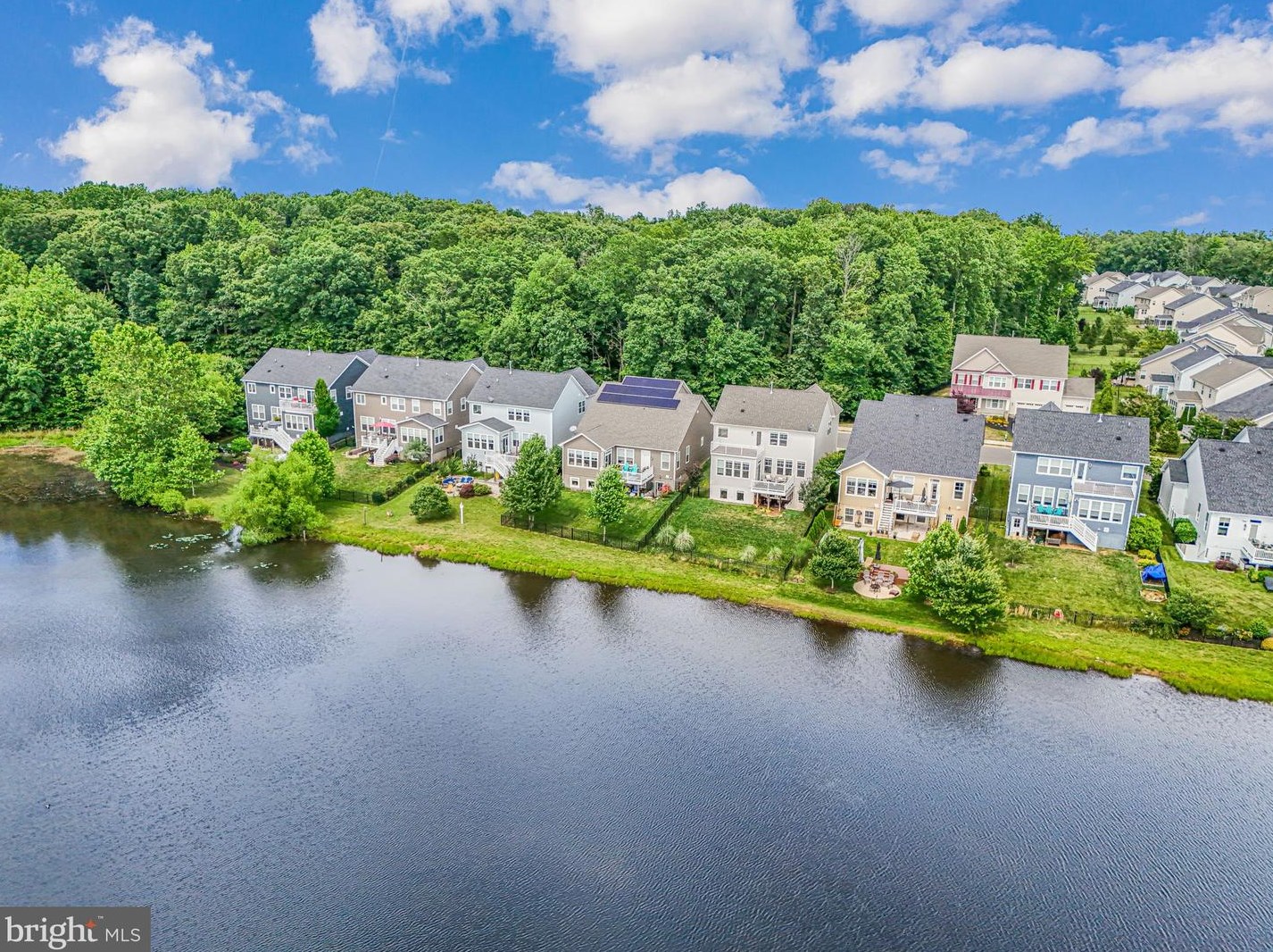 7122 Lk Dr, Warrenton VA  20187 exterior