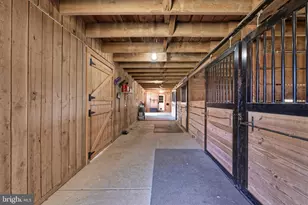 6951 Hilltop Ln, Marshall, VA 20115 - Photo 69