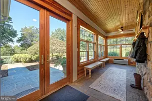 6951 Hilltop Ln, Marshall, VA 20115 - Photo 9