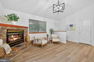 8406 Springs Way Pl, Warrenton, VA 20186 - Photo 5