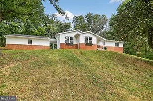 5084 Fairview Ln, Broad Run, VA 20137 - Photo 1