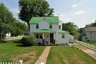 53 Madison St, Warrenton, VA 20186 - Photo 1