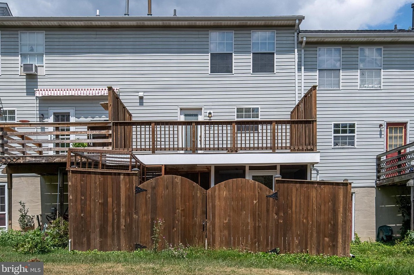 113 Waterford Ln, Winchester VA  22602-6220 exterior