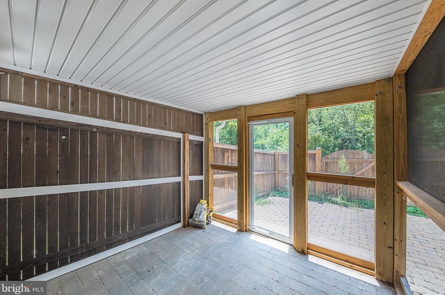 113 Waterford Ln, Winchester VA  22602-6220 exterior