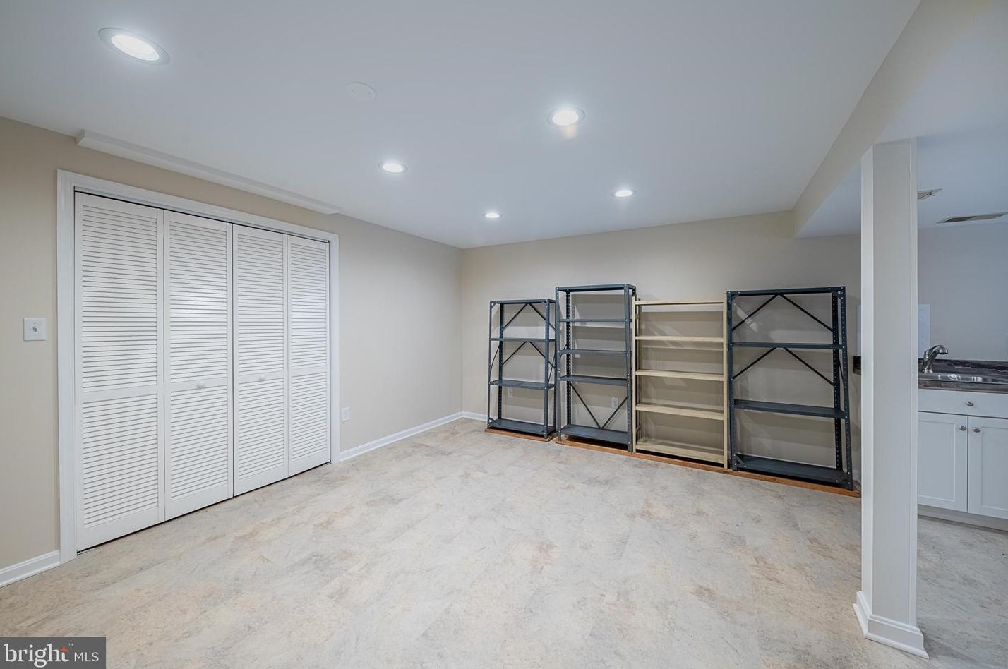 113 Waterford Ln, Winchester VA  22602-6220 exterior