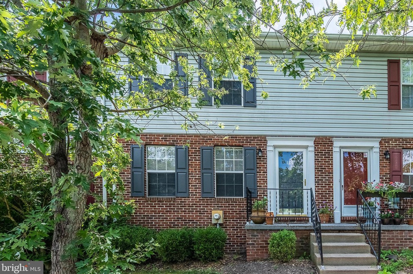 113 Waterford Ln, Winchester VA  22602-6220 exterior