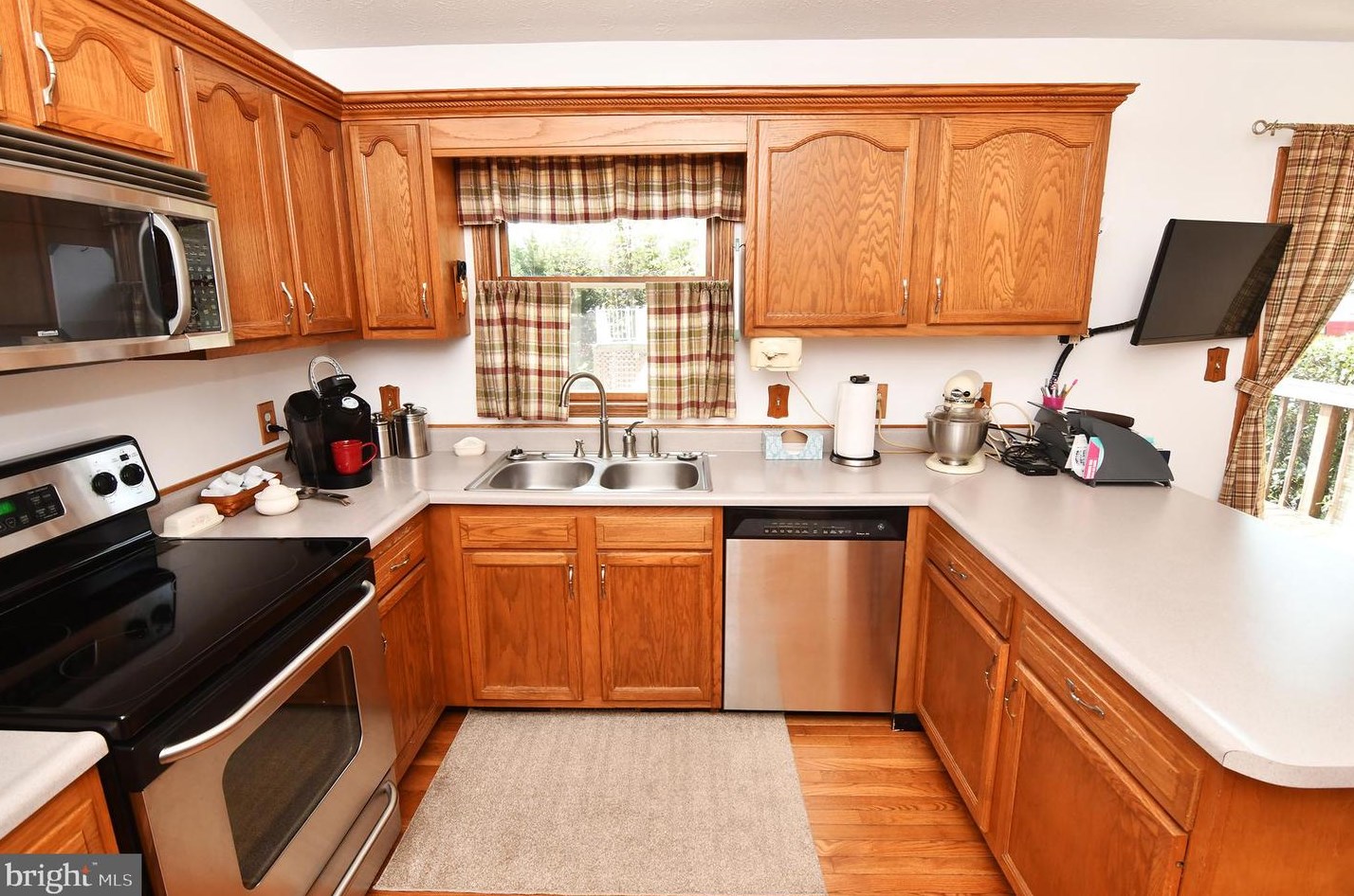 100 Fair Lawn Ct, Stephens City VA  22655-2395 exterior