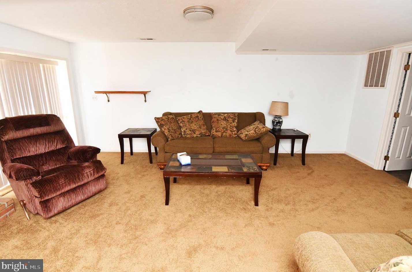 100 Fair Lawn Ct, Stephens City VA  22655-2395 exterior