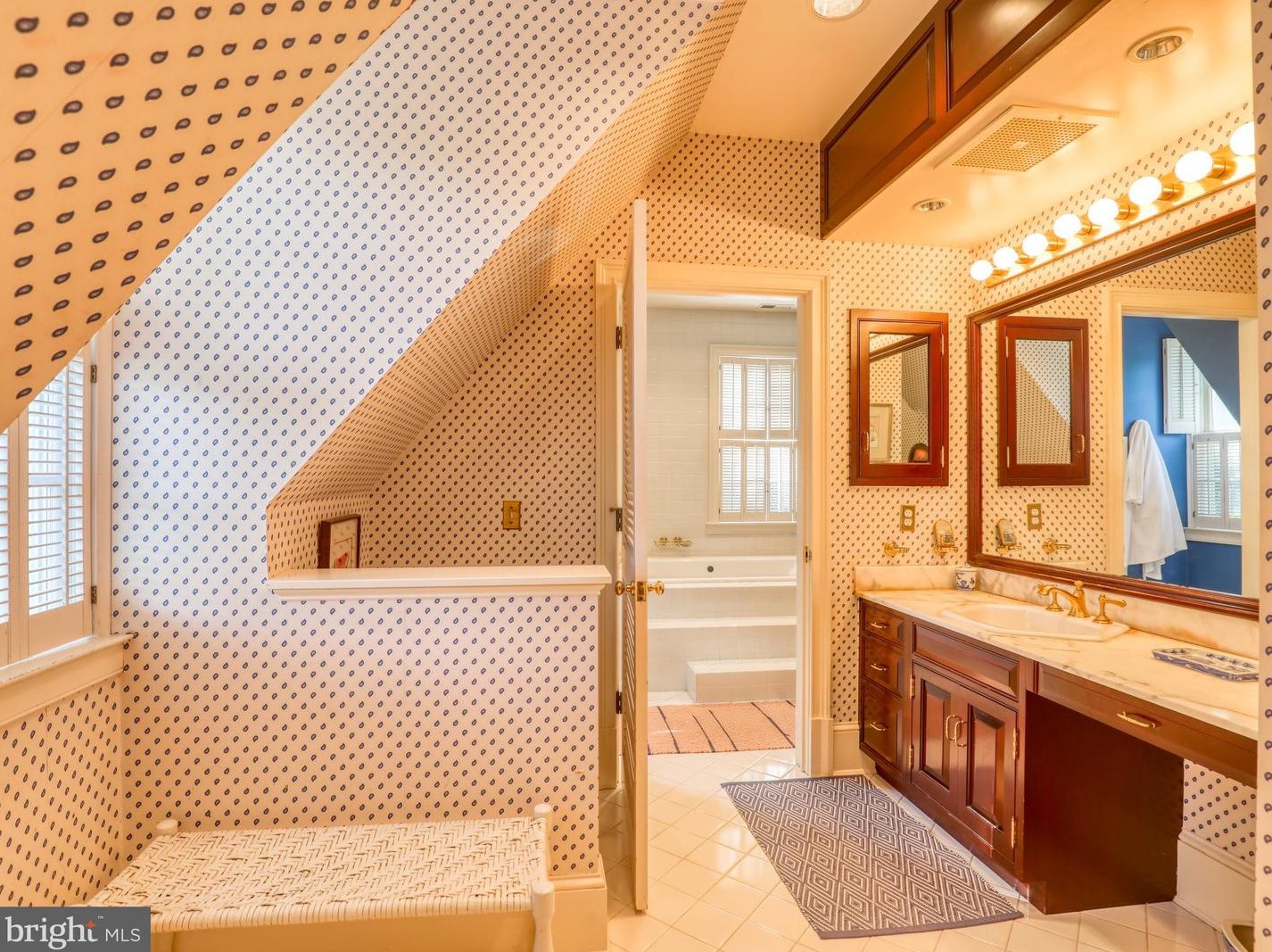 261 Merrifield Ln, Winchester VA 22602-2305 exterior