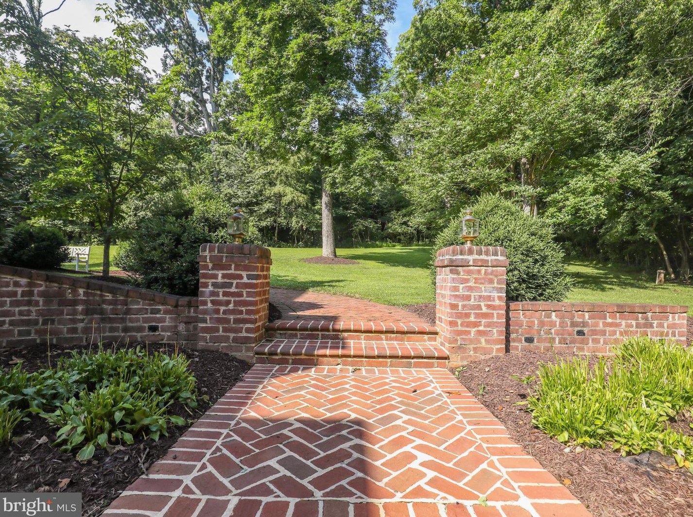 261 Merrifield Ln, Winchester VA 22602-2305 exterior