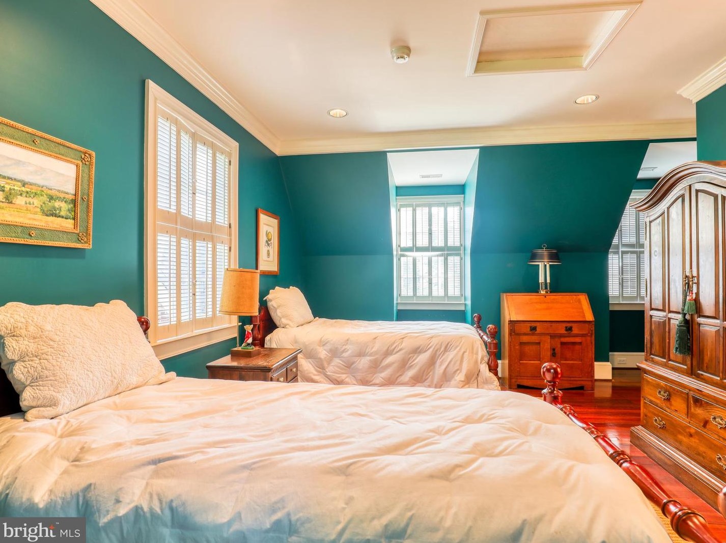 261 Merrifield Ln, Winchester VA 22602-2305 exterior