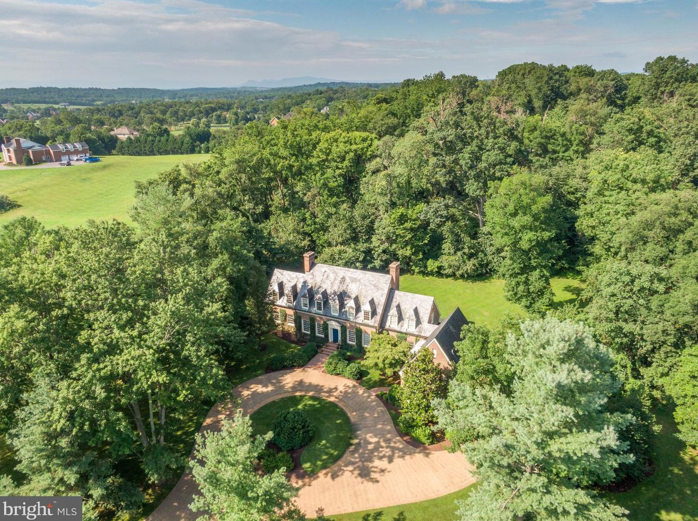 261 Merrifield Ln, Winchester VA 22602-2305 exterior