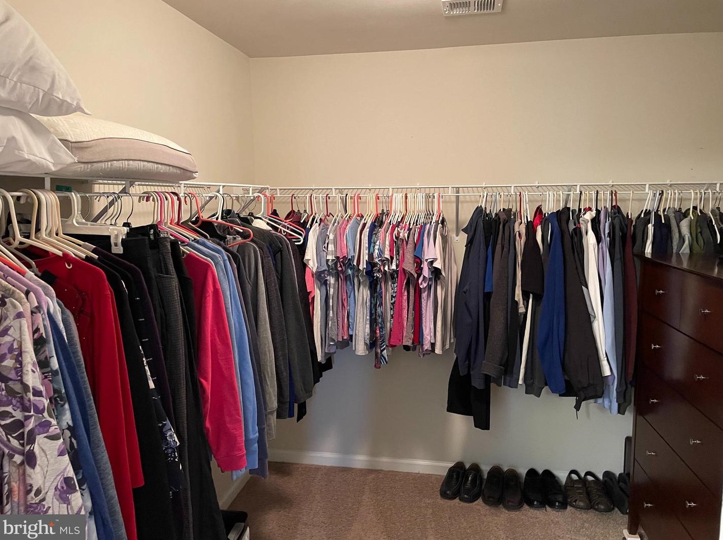 100 Eleven Moons Pl, Stephens City VA  22655 exterior