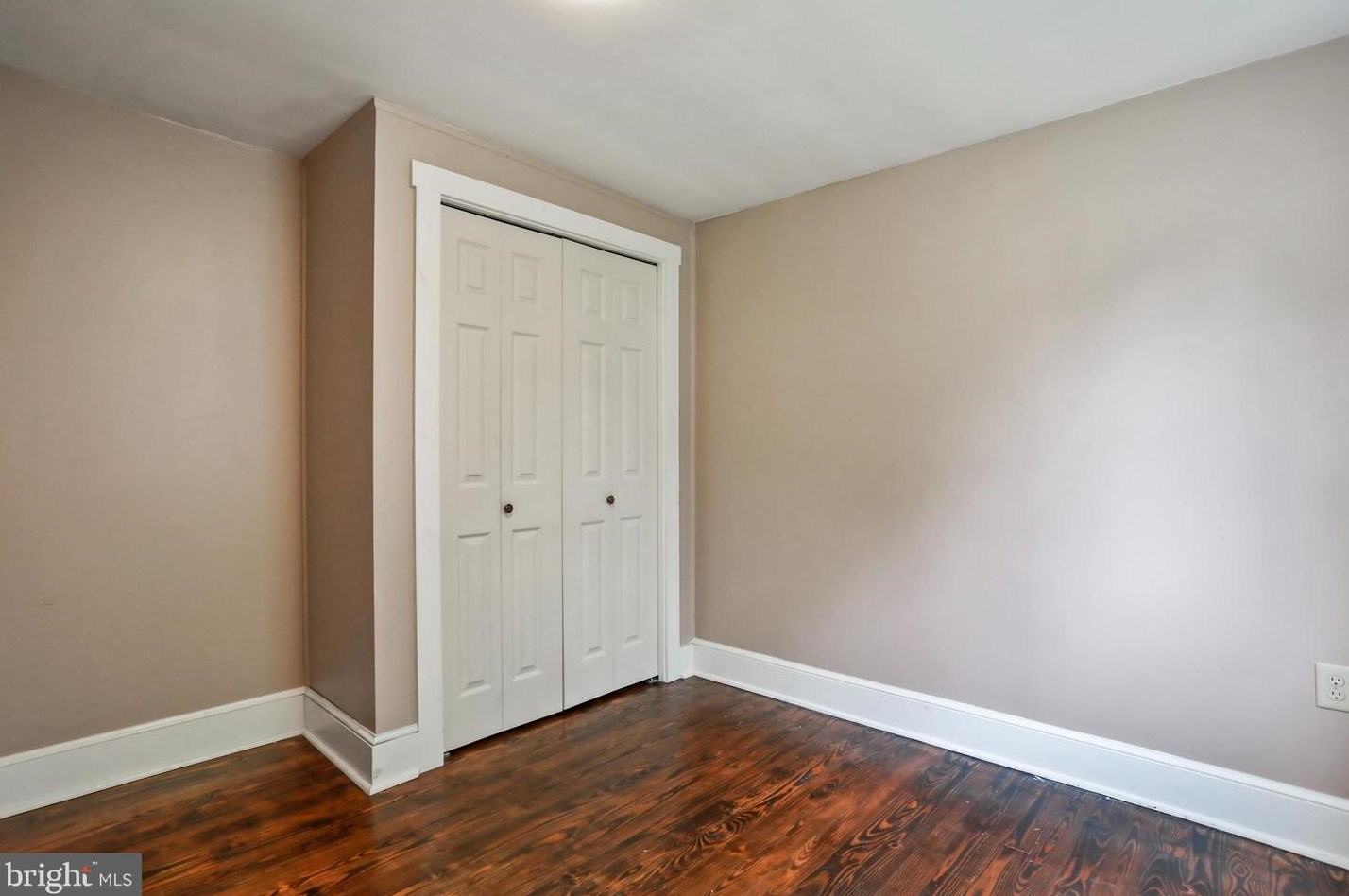 217 Poorhouse Rd, Winchester VA  22603-3844 exterior