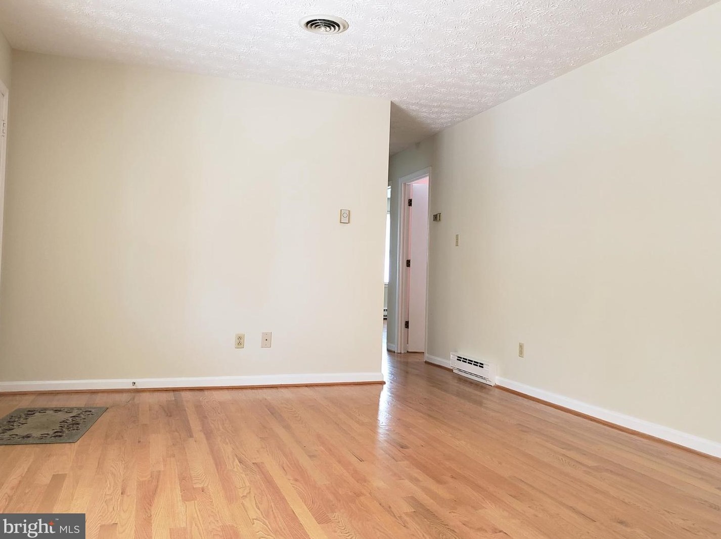 111 Fredericktowne Dr, Stephens City VA  22655-2754 exterior