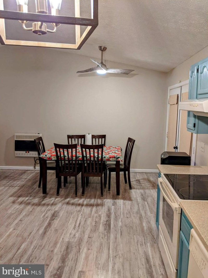 126 Obriens Cir, Winchester VA  22602-6122 exterior