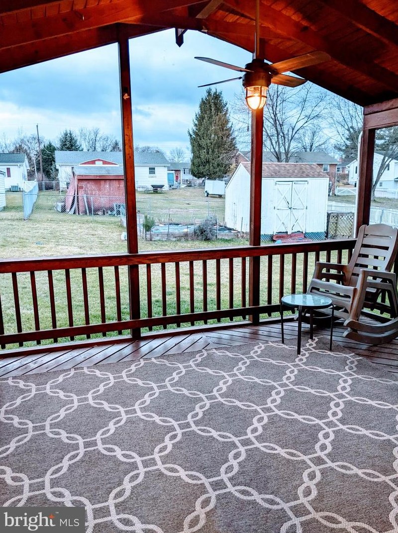 126 Obriens Cir, Winchester VA  22602-6122 exterior